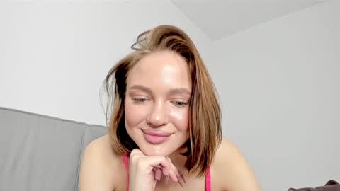 Snapshot of sarahphyllis chatting on December 27, 12:29 am sarahphyllis online show from December 27, 12:29 am