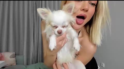 Snapshot of sarahphyllis chatting on September 21, 6:31 pm sarahphyllis online show from September 21, 6:31 pm