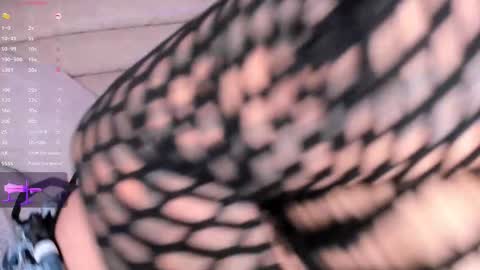 Sara online show from March 1, 10:01 pm