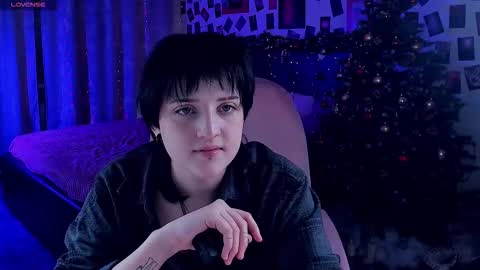 Sarah online show from December 18, 10:32 am