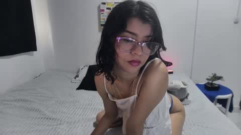 Snapshot of sarahsmitt chatting on October 26, 3:07 pm Sarah online show from October 26, 3:07 pm