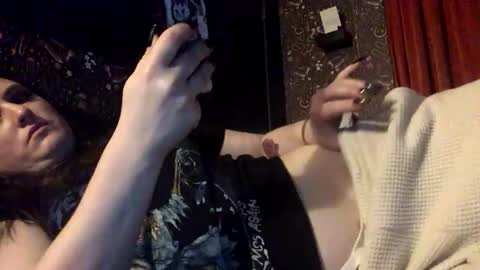 sarahsweetie17 online show from November 17, 11:21 pm