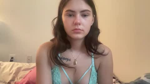 SarahxOliver online show from December 20, 4:46 pm