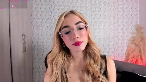 Sara jones   online show from March 12, 1:50 pm