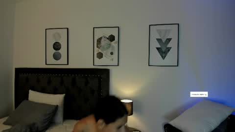 Snapshot of sarakush chatting on July 25, 12:25 pm Sara online show from July 25, 12:25 pm