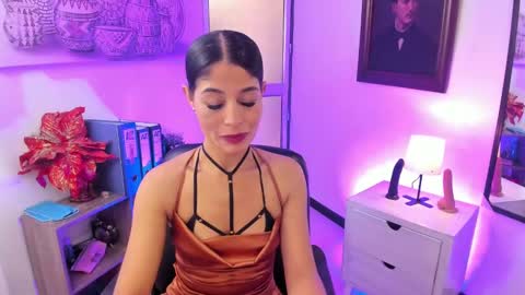 saralife69 online show from December 30, 11:48 am