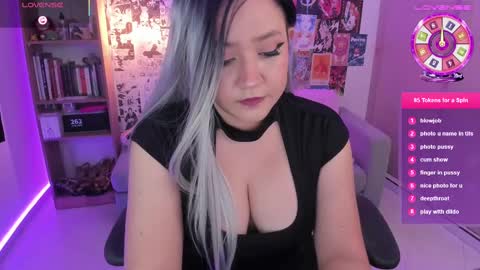 Sara Ruales online show from March 3, 1:42 pm