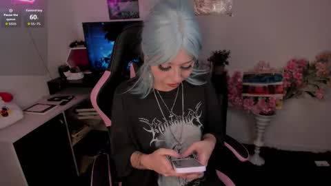 Snapshot of sarasstorme chatting on June 26, 12:59 am sarasstorme online show from June 26, 12:59 am
