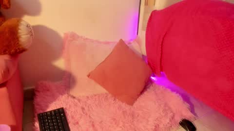 Snapshot of saratorresxx chatting on February 21, 11:21 pm Sara online show from February 21, 11:21 pm