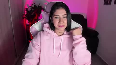 saratukkerr online show from October 26, 6:41 am