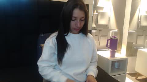 Saray Pink online show from January 15, 11:48 am