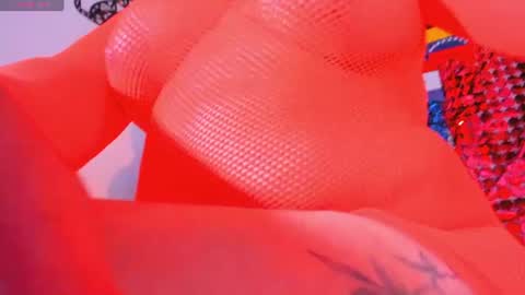 Snapshot of sarayhornyy69 chatting on July 2, 4:57 pm Saray online show from July 2, 4:57 pm