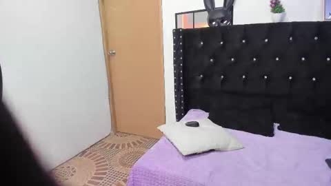 Snapshot of saraymoorex_ chatting on January 17, 6:44 pm Saray online show from January 17, 6:44 pm