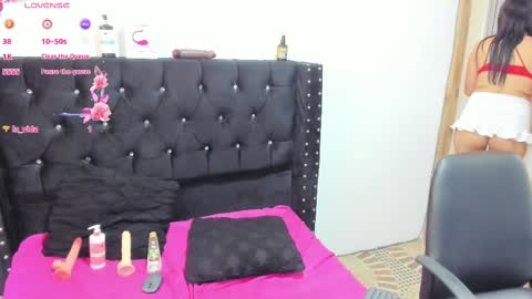 Snapshot of saraymoorex_ chatting on February 23, 8:33 pm Saray online show from February 23, 8:33 pm