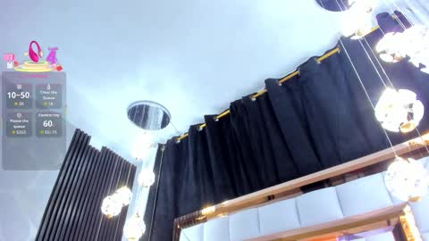 Snapshot of sarayroyse chatting on November 13, 7:35 pm Saray online show from November 13, 7:35 pm