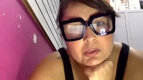 mery online show from April 28, 4:34 pm