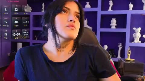 Sari  online show from October 9, 9:24 pm