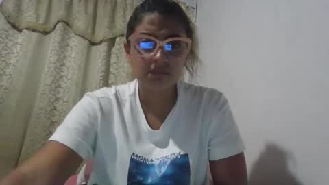 Snapshot of sarissmunera chatting on February 23, 1:02 am sarissmunera online show from February 23, 1:02 am
