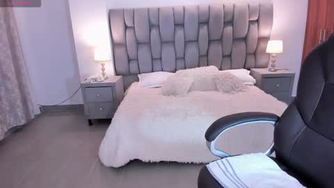  Saritaaa  online show from November 29, 9:45 am