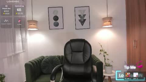 Saritaaa  online show from July 30, 2:10 am