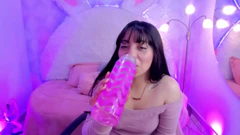 Snapshot of sarita_jane chatting on October 10, 2:43 am Sara online show from October 10, 2:43 am