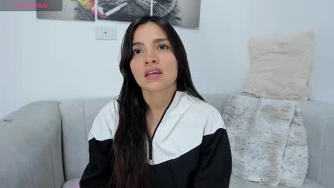 Snapshot of saritadolly_ chatting on March 1, 3:53 am Sara Cute online show from March 1, 3:53 am