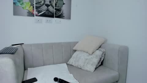 Snapshot of saritadolly_ chatting on March 10, 3:23 am Sara Cute online show from March 10, 3:23 am