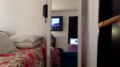 Snapshot of saritah_r chatting on January 29, 9:28 pm saritha online show from January 29, 9:28 pm