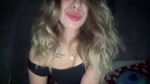 Sarrah online show from December 1, 1:10 am