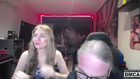 Giselle and Jay online show from November 15, 7:16 am