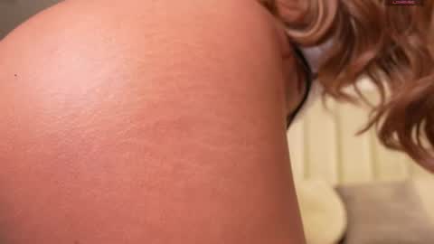 My Name Is Sara C. Welcome online show from April 7, 1:39 am