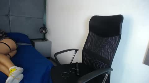 Sasha Brattz online show from March 11, 4:18 pm