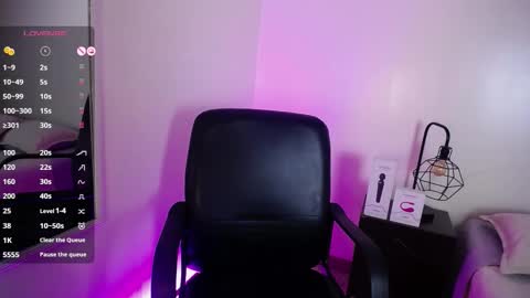 Sasha Brattz online show from September 17, 2:13 am