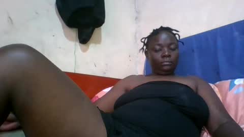 Snapshot of sasha_cute4 chatting on July 4, 8:20 am sasha_cute4 online show from July 4, 8:20 am