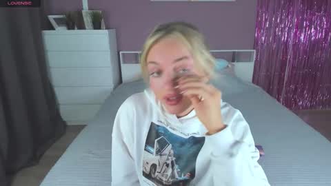 Sasha online show from February 13, 3:52 pm