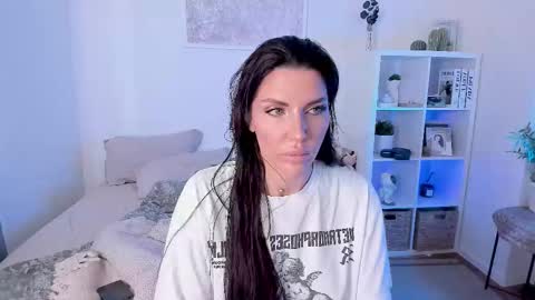 Snapshot of sasha_miro chatting on September 16, 2:01 am Sasha Miro online show from September 16, 2:01 am