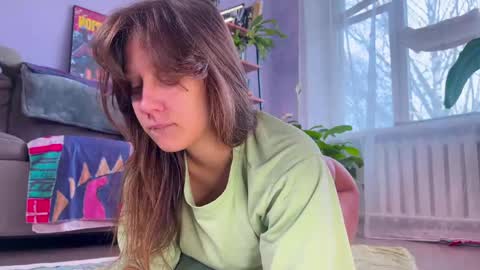 Alexandra Sasha in short online show from April 5, 6:43 am