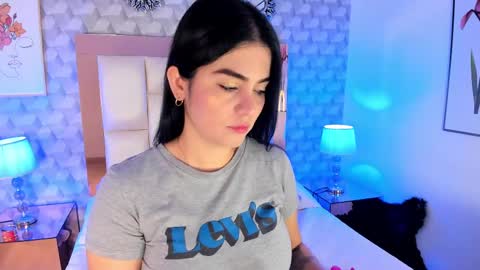 Camila  online show from October 15, 11:54 am