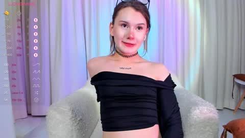 Snapshot of sasha_vesmus chatting on December 10, 10:16 pm Sasha Vesmus online show from December 10, 10:16 pm