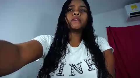 sashabreck1 online show from March 29, 2:44 am