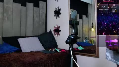sashafoxy_ online show from June 26, 7:18 pm