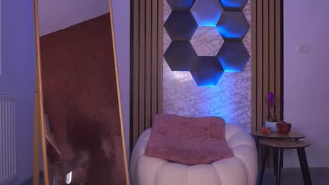 Sasha online show from March 19, 5:33 am