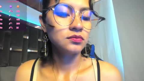 Sahaporn online show from September 22, 4:53 pm