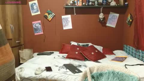 S A S H A R O S E online show from October 15, 12:05 pm