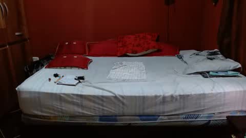 Snapshot of sasharosee2 chatting on January 17, 12:10 pm S A S H A R O S E online show from January 17, 12:10 pm