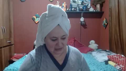 Snapshot of sasharosee2 chatting on February 14, 12:13 pm S A S H A R O S E online show from February 14, 12:13 pm