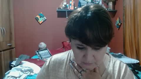 Snapshot of sasharosee2 chatting on February 17, 2:24 pm S A S H A R O S E online show from February 17, 2:24 pm