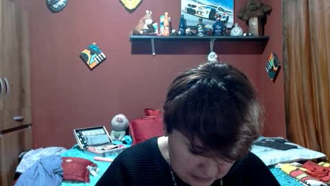 Snapshot of sasharosee2 chatting on February 19, 2:02 pm S A S H A R O S E online show from February 19, 2:02 pm