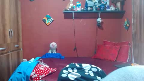 Snapshot of sasharosee2 chatting on April 30, 12:22 pm S A S H A R O S E online show from April 30, 12:22 pm