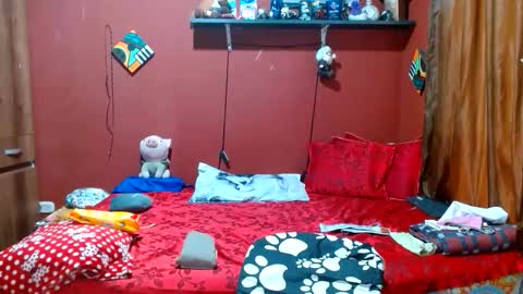 Snapshot of sasharosee2 chatting on May 23, 1:26 pm S A S H A R O S E online show from May 23, 1:26 pm